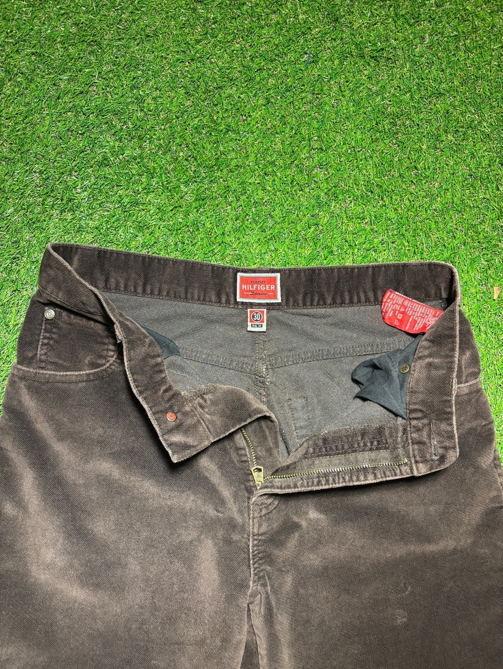 2000s Tommy Hilfiger velveteen 30x34 pants
